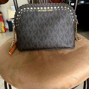Michael kors crossbody purse